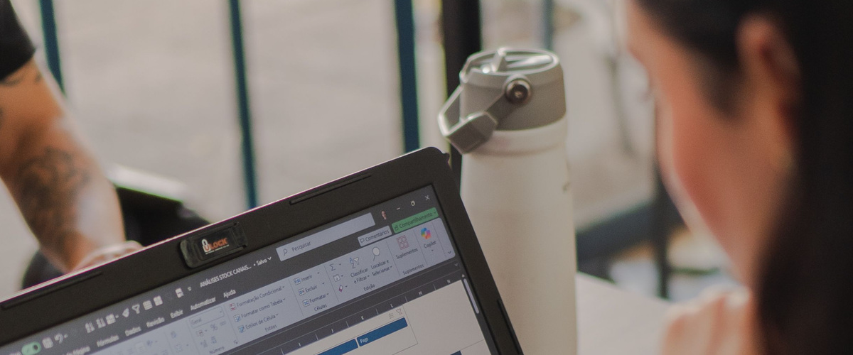Limpia contactos duplicados en CRM antes de automatizar